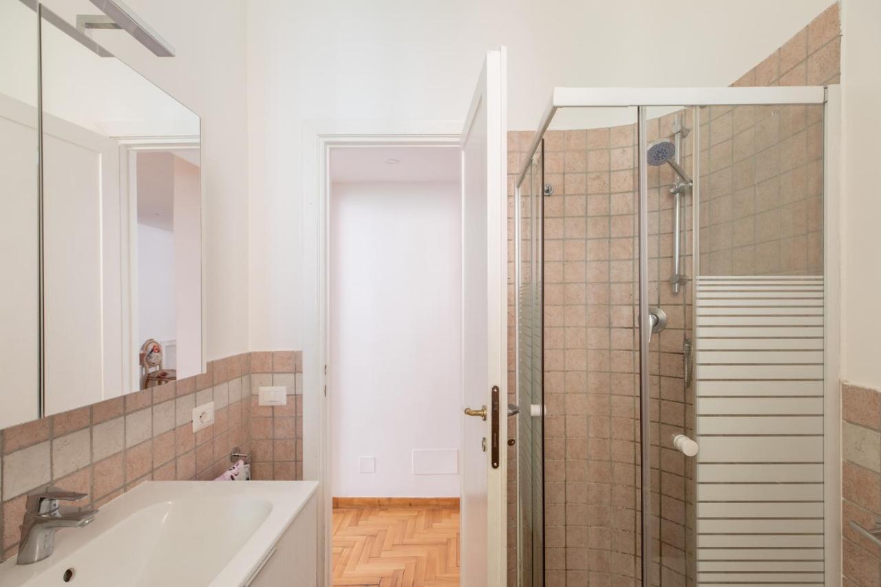 Iflat Red Roman Apartament 외부 사진